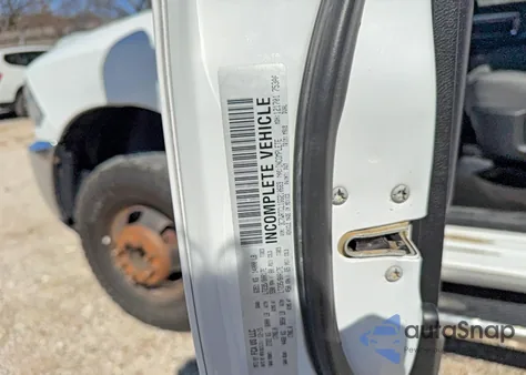 2016 Ram 3500 z USA, uszkodzony, nr VIN 3C7WRTCL1GG210669